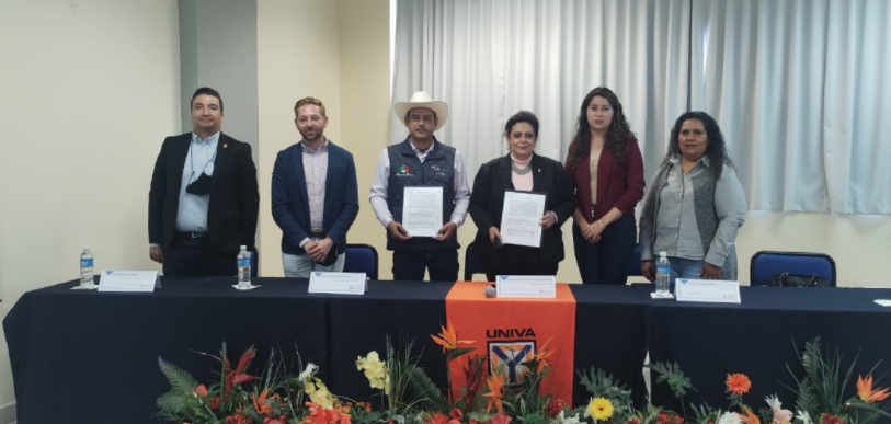 Firma de Convenio con el H. Ayuntamiento de Degollado, Jalisco