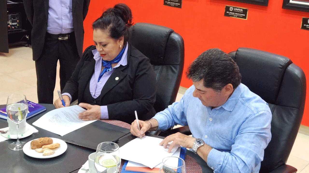 UNIVA La Piedad firma convenio de colaboración con el Colegio de ...