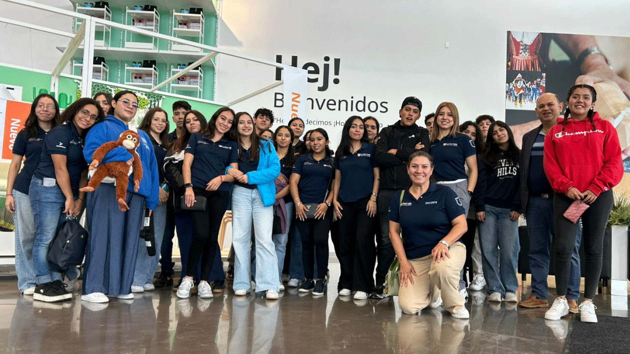 Estudiantes UNIVA Zamora en IKEA y ASIPONA